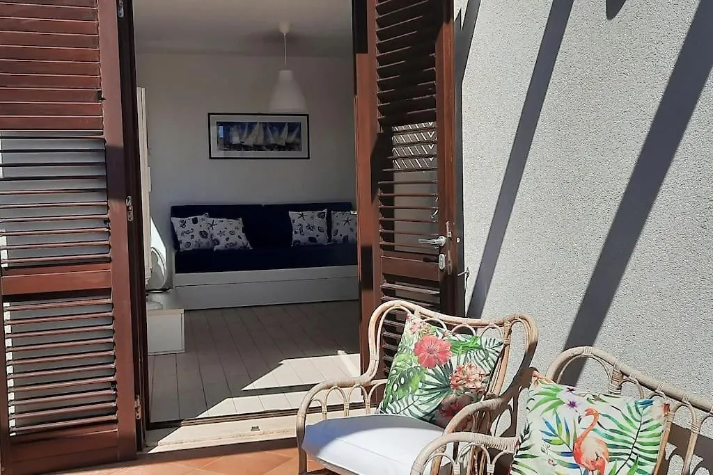 Favignana Lido Burrone - Appartamento Sul Mare